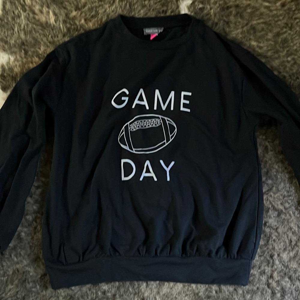 Vince Camuto game day sweatshirt. Size XS.